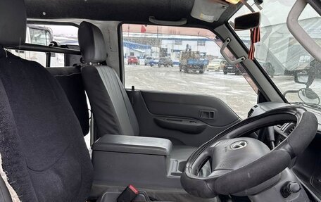 Mazda Bongo IV, 2015 год, 1 700 000 рублей, 18 фотография