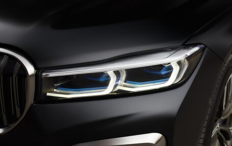 BMW 7 серия, 2019 год, 2 фотография