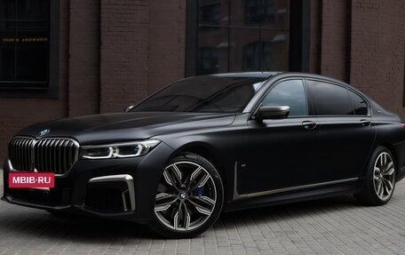 BMW 7 серия, 2019 год, 4 фотография
