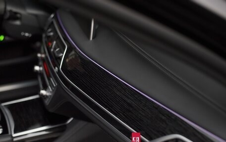 BMW 7 серия, 2019 год, 24 фотография