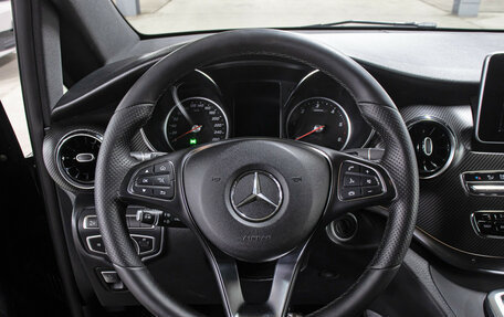 Mercedes-Benz V-Класс, 2019 год, 5 898 000 рублей, 17 фотография