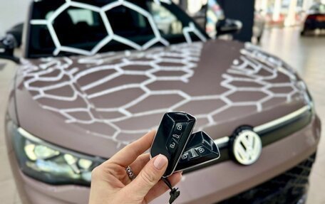 Volkswagen Tiguan, 2024 год, 5 750 000 рублей, 2 фотография