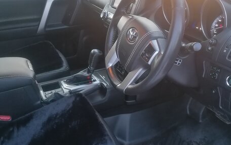 Toyota Land Cruiser Prado 150 рестайлинг 2, 2015 год, 3 700 000 рублей, 4 фотография