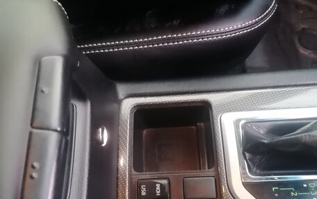 Toyota Land Cruiser Prado 150 рестайлинг 2, 2015 год, 3 700 000 рублей, 8 фотография