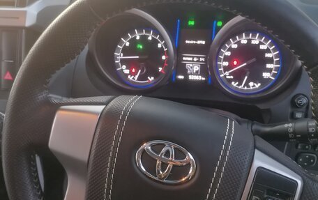 Toyota Land Cruiser Prado 150 рестайлинг 2, 2015 год, 3 700 000 рублей, 10 фотография