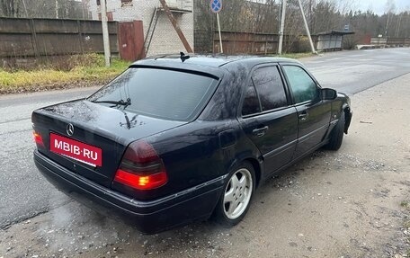 Mercedes-Benz C-Класс, 1994 год, 250 000 рублей, 4 фотография