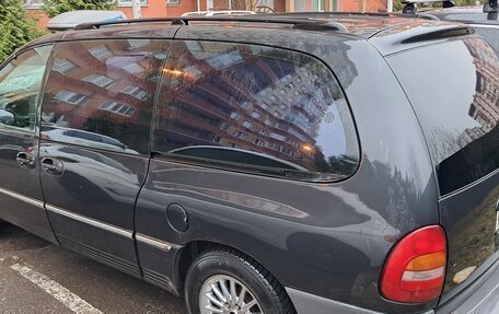 Chrysler Voyager III, 1999 год, 500 000 рублей, 7 фотография