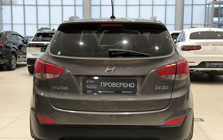 Hyundai ix35 I рестайлинг, 2013 год, 1 050 000 рублей, 10 фотография
