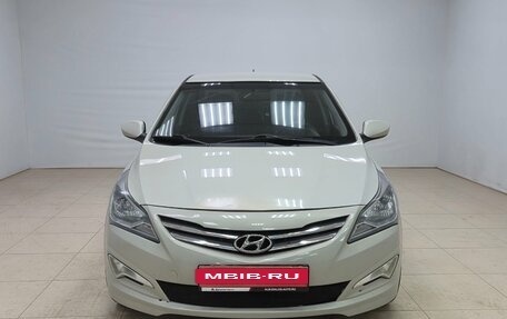 Hyundai Solaris II рестайлинг, 2015 год, 770 000 рублей, 2 фотография