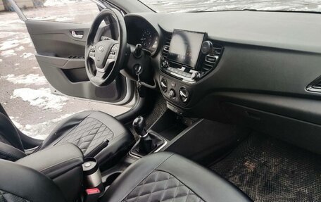 Hyundai Solaris II рестайлинг, 2021 год, 1 500 000 рублей, 7 фотография