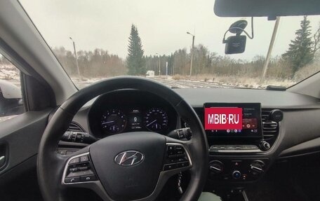 Hyundai Solaris II рестайлинг, 2021 год, 1 500 000 рублей, 6 фотография