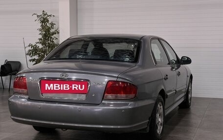Hyundai Sonata IV рестайлинг, 2004 год, 210 000 рублей, 6 фотография