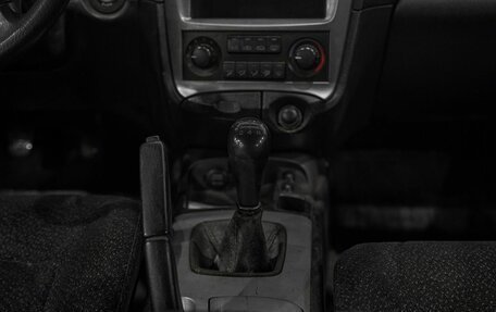 Hyundai Sonata IV рестайлинг, 2004 год, 210 000 рублей, 21 фотография