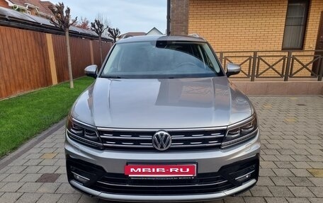 Volkswagen Tiguan II, 2019 год, 3 500 000 рублей, 2 фотография