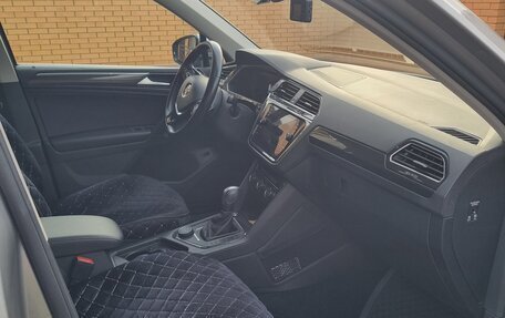 Volkswagen Tiguan II, 2019 год, 3 500 000 рублей, 10 фотография