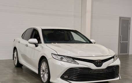 Toyota Camry, 2019 год, 3 107 500 рублей, 1 фотография