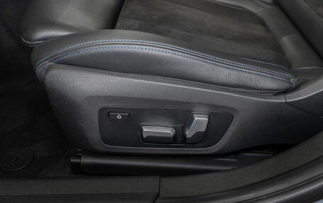 BMW 3 серия, 2019 год, 3 280 000 рублей, 21 фотография