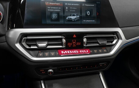 BMW 3 серия, 2019 год, 3 280 000 рублей, 18 фотография