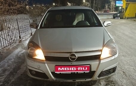 Opel Astra H, 2005 год, 300 000 рублей, 1 фотография