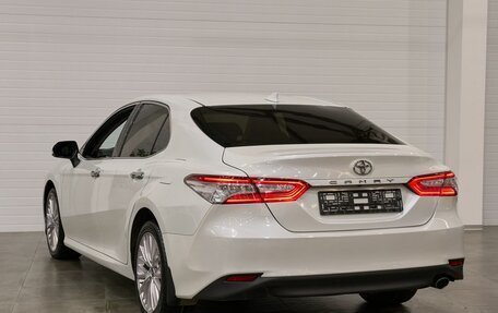 Toyota Camry, 2019 год, 3 107 500 рублей, 6 фотография