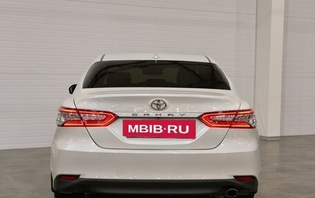 Toyota Camry, 2019 год, 3 107 500 рублей, 5 фотография