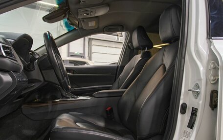 Toyota Camry, 2019 год, 3 107 500 рублей, 14 фотография