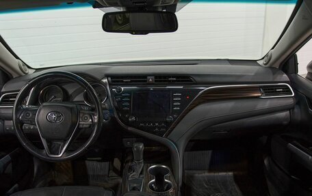 Toyota Camry, 2019 год, 3 107 500 рублей, 17 фотография