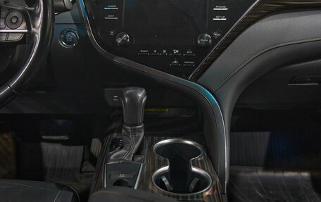 Toyota Camry, 2019 год, 3 107 500 рублей, 20 фотография