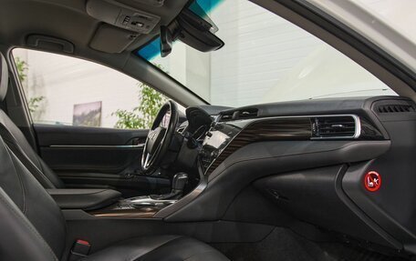 Toyota Camry, 2019 год, 3 107 500 рублей, 27 фотография
