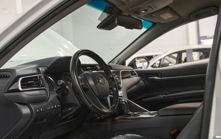 Toyota Camry, 2019 год, 3 107 500 рублей, 26 фотография