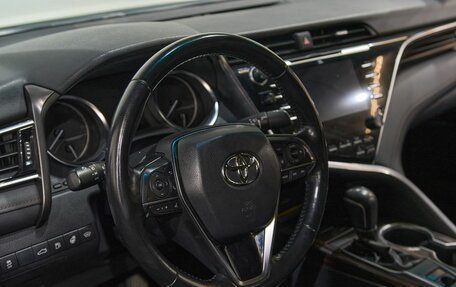 Toyota Camry, 2019 год, 3 107 500 рублей, 25 фотография