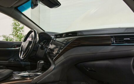 Toyota Camry, 2019 год, 3 107 500 рублей, 28 фотография