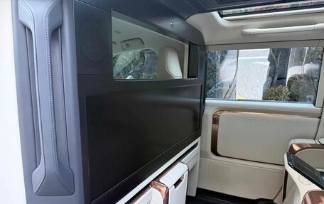 Lexus LM, 2025 год, 19 900 000 рублей, 14 фотография