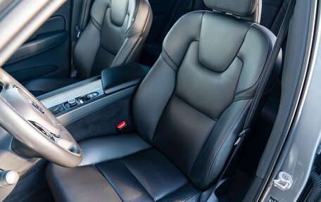 Volvo XC60 II, 2019 год, 2 990 000 рублей, 13 фотография