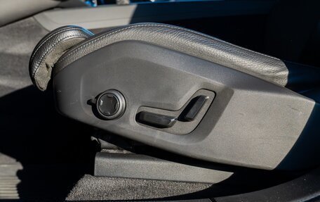 Volvo XC60 II, 2019 год, 2 990 000 рублей, 14 фотография