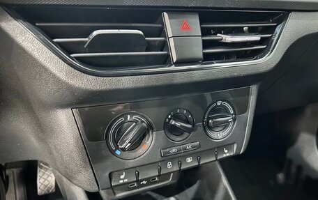 Skoda Rapid II, 2021 год, 1 570 000 рублей, 8 фотография