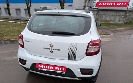 Renault Sandero II рестайлинг, 2017 год, 1 199 000 рублей, 4 фотография