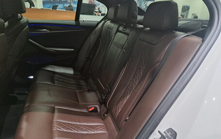 BMW 5 серия, 2019 год, 4 300 000 рублей, 16 фотография