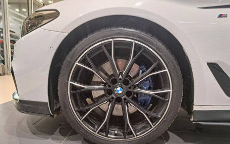 BMW 5 серия, 2019 год, 4 300 000 рублей, 22 фотография