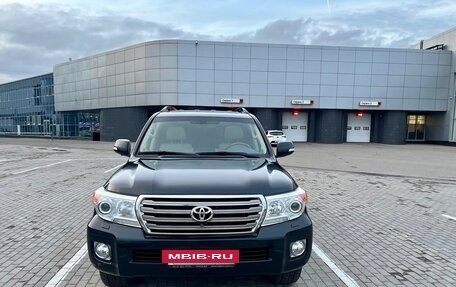 Toyota Land Cruiser 200, 2015 год, 5 570 000 рублей, 7 фотография