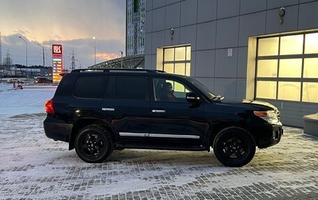 Toyota Land Cruiser 200, 2015 год, 5 570 000 рублей, 20 фотография