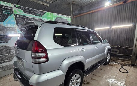 Toyota Land Cruiser Prado 120 рестайлинг, 2007 год, 1 620 000 рублей, 3 фотография