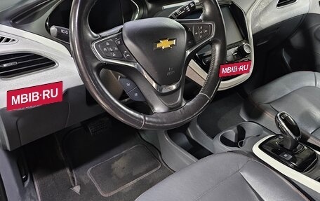 Chevrolet Bolt, 2017 год, 2 200 000 рублей, 21 фотография