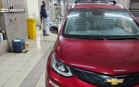 Chevrolet Bolt, 2017 год, 2 200 000 рублей, 26 фотография