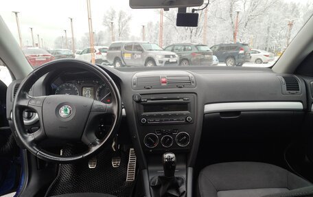 Skoda Octavia, 2008 год, 640 000 рублей, 24 фотография
