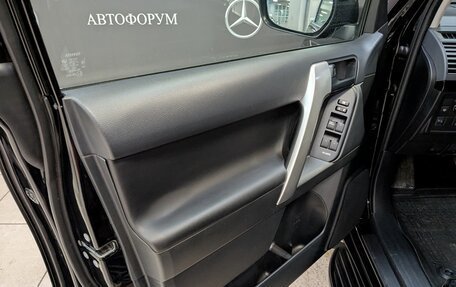 Toyota Land Cruiser Prado 150 рестайлинг 2, 2021 год, 5 920 000 рублей, 12 фотография