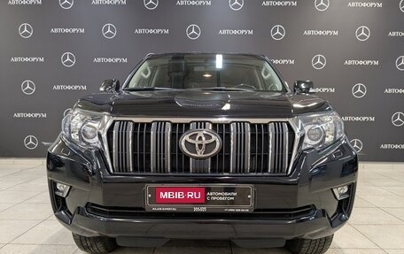 Toyota Land Cruiser Prado 150 рестайлинг 2, 2021 год, 5 920 000 рублей, 2 фотография