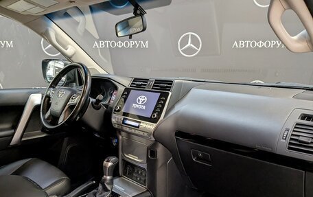 Toyota Land Cruiser Prado 150 рестайлинг 2, 2021 год, 5 920 000 рублей, 21 фотография