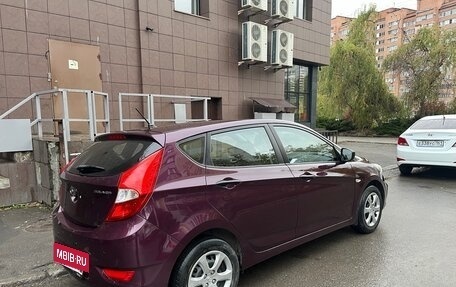 Hyundai Solaris II рестайлинг, 2013 год, 740 000 рублей, 4 фотография