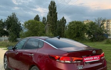 KIA Optima IV, 2019 год, 1 950 000 рублей, 2 фотография